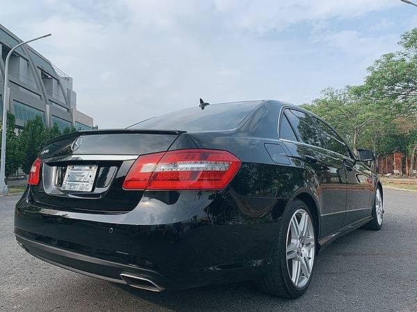 2010 E350 售59.8萬_8