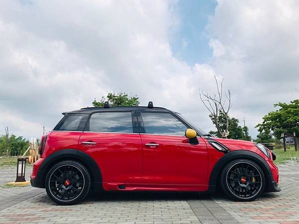 2012年Mini Countryman Cooper S 1.6渦輪 售75.8萬_7