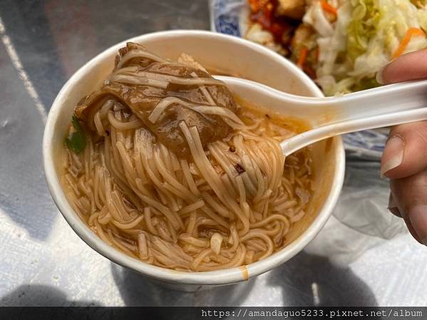 ｜食記-台北市南港區｜南港捷運站無名小貨車麵線臭豆腐｜時間一