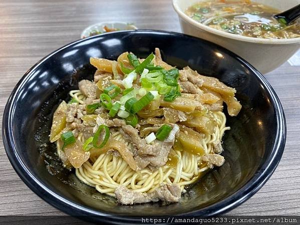 ｜食記-台北市信義區｜新娘子麵館(忠孝店)｜信義區樸實簡單的