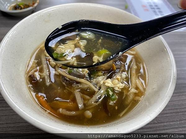 ｜食記-台北市信義區｜新娘子麵館(忠孝店)｜信義區樸實簡單的