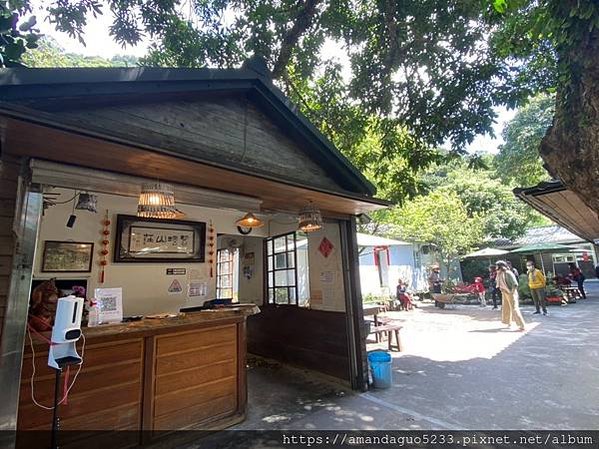 ｜食記-新北市五股區｜碧瑤山莊｜到百年古厝庭園餐廳吃土雞，順