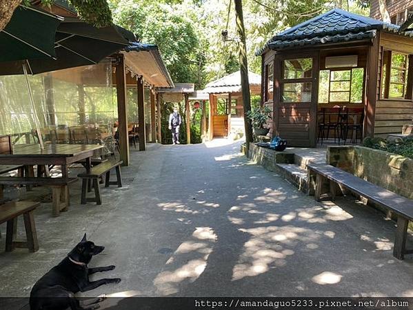 ｜食記-新北市五股區｜碧瑤山莊｜到百年古厝庭園餐廳吃土雞，順