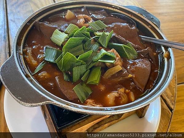 ｜食記-新北市五股區｜碧瑤山莊｜到百年古厝庭園餐廳吃土雞，順