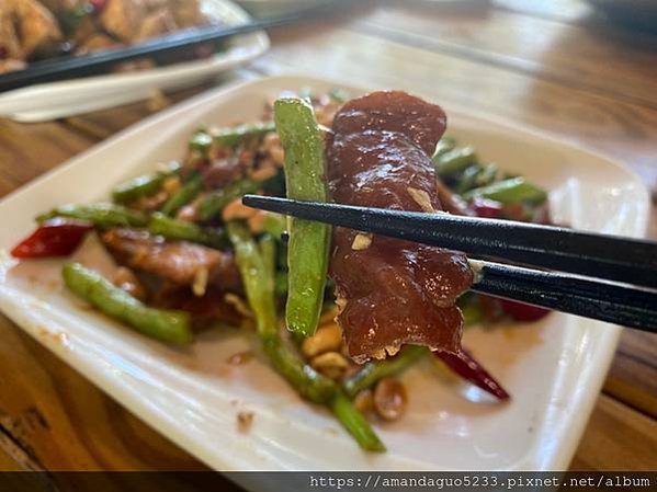 ｜食記-新北市五股區｜碧瑤山莊｜到百年古厝庭園餐廳吃土雞，順