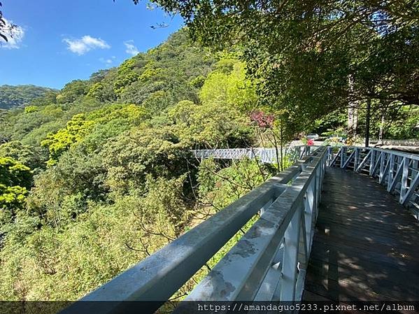 ｜食記-新北市五股區｜碧瑤山莊｜到百年古厝庭園餐廳吃土雞，順