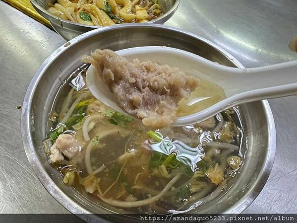 ｜食記-台北市北投區｜上全肉羹｜北投市場人氣肉羹老店，湯頭清