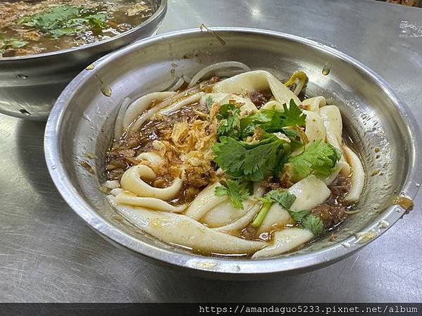 ｜食記-台北市北投區｜上全肉羹｜北投市場人氣肉羹老店，湯頭清