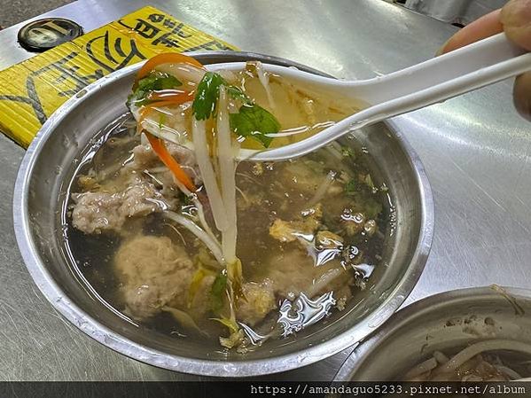 ｜食記-台北市北投區｜上全肉羹｜北投市場人氣肉羹老店，湯頭清