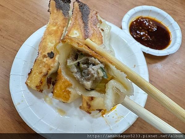 ｜食記-台北市北投區｜阿財鍋貼餃子專賣店｜裕民商圈美食扛霸子