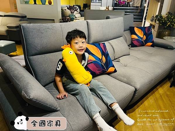 親子最幸福的床邊時光！終於挑到適合我們的床墊 彰化買床墊、沙
