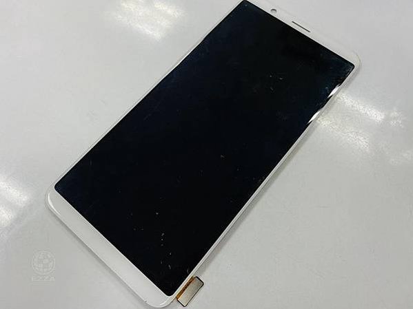 OPPO R11S液晶破裂