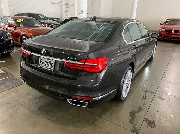 2016 BMW 740I VINGG714657_200519_0038