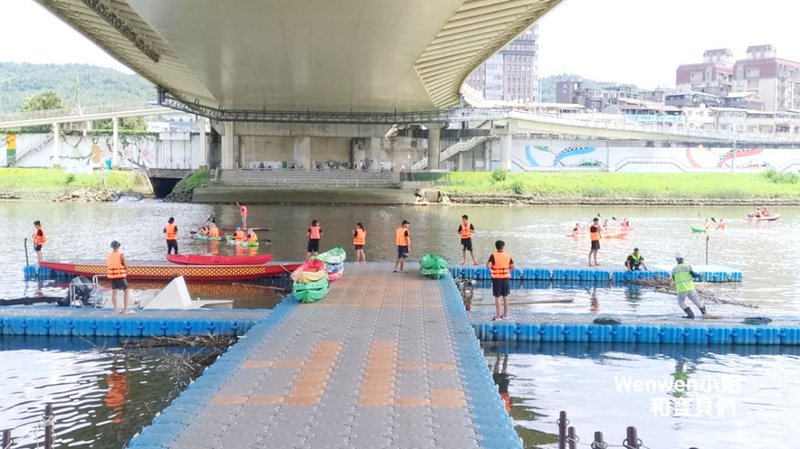 2019.07.21 台北大直橋下 免費獨木舟 划船體驗 瘋狂一夏玩水趣 (14).jpg