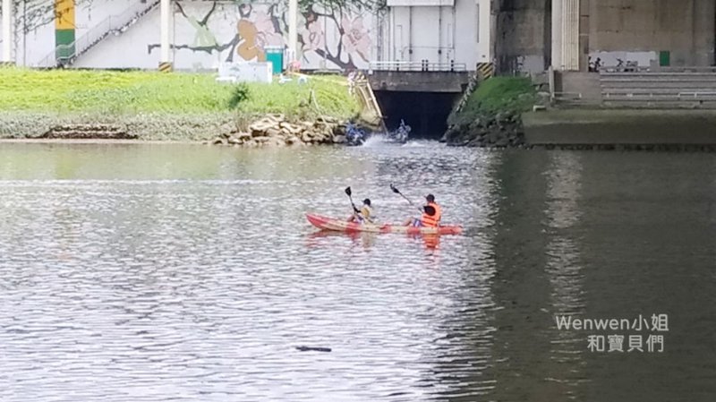 2019.07.21 台北大直橋下 免費獨木舟 划船體驗 瘋狂一夏玩水趣 (19).jpg