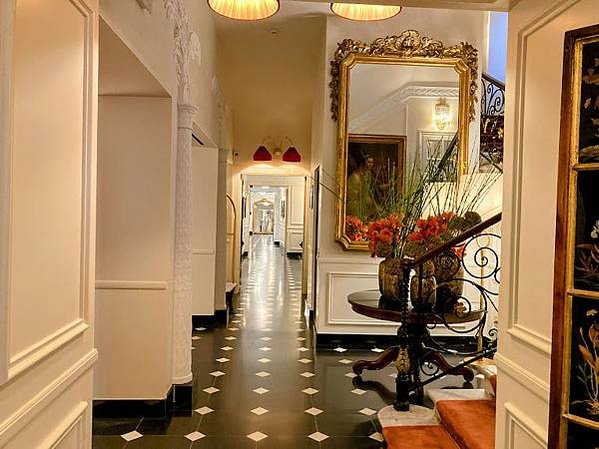 羅馬市中心奢華的五星級飯店 Hotel d&apos;Inghilte