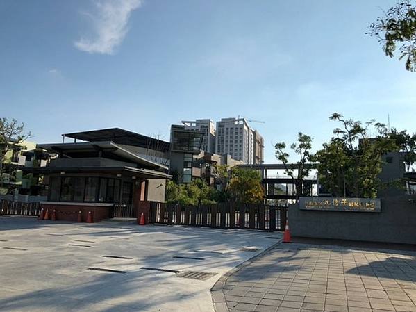 【九份子重劃區】台南市安南區新重劃區九份子雙語實驗中小學~薔薇媽媽看屋手札