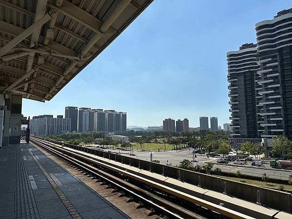 【達麗·未來市】高雄市橋頭區鄰近青埔捷運預售屋大樓~薔薇媽媽