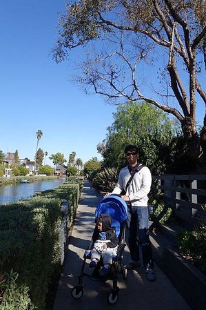 Day 7-LA-Venice Canals (5).jpg