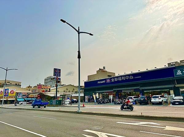 LINE_ALBUM_達麗上東京_230406_1