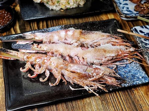 三重超有氛圍日式居酒屋【炭伙】多款海鮮料理、串燒、烤物、酒類