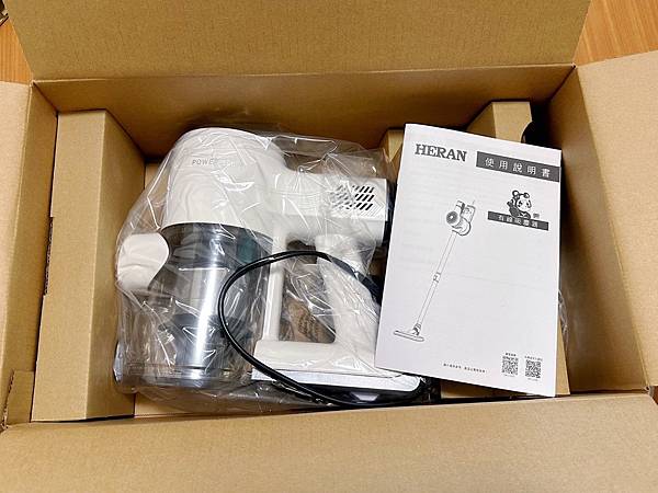 實測開箱📦寵物居家清潔【HERAN 禾聯家電】輕量化有線吸塵