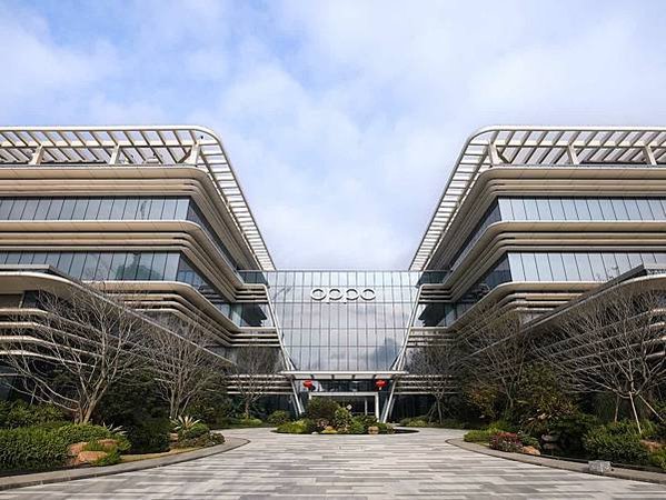 OPPO宣布成立OPPO AI中心，Reno11系列後續將搭載生成式AI功能