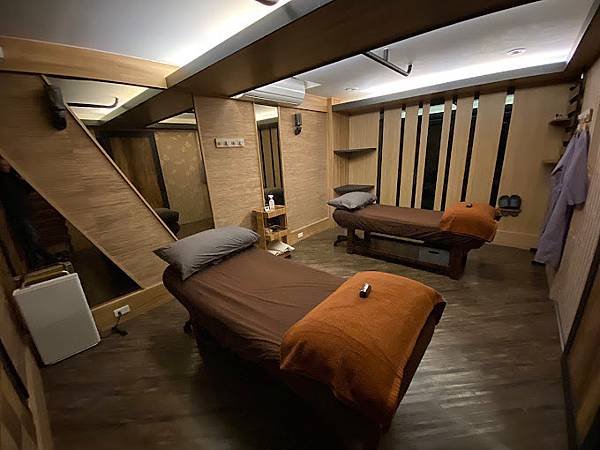 高雄按摩慕SPA包廂