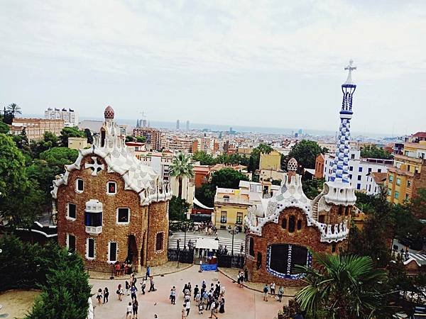 西班牙 巴塞隆納Barcelona ｜奎爾公園