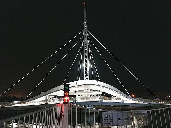 【高雄遊】高雄IG打卡景點 高雄港大港橋/ 一起欣賞大港旋轉