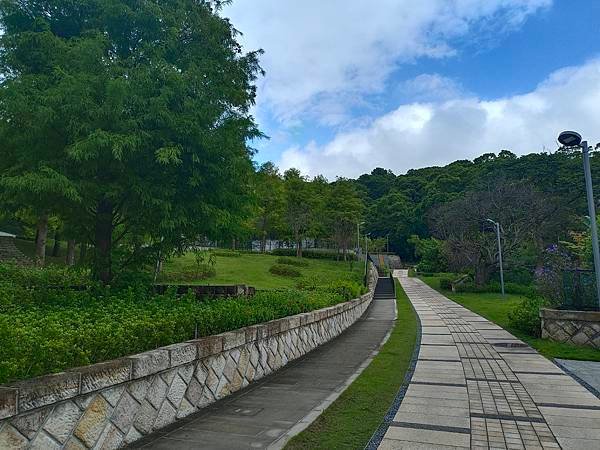 【雙北遊】北投景點推薦 北投小秘境 行天宮北投玄空圖書館+北