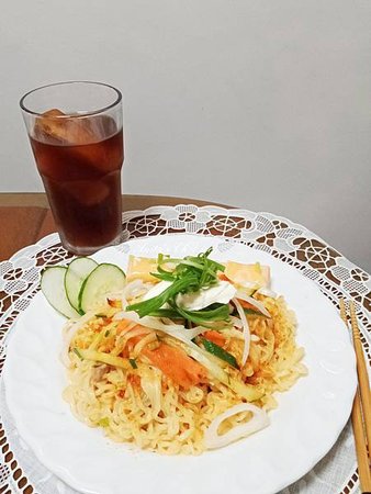 【𝒜𝓃𝒾𝓉𝒶&apos;𝓈 辛拉麵的一百種吃法】- 06.辛鮭魚冷麵