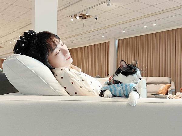 沙發先生家居-鳥松中正館｜客製化沙發，沙發工廠，貓抓布沙發，