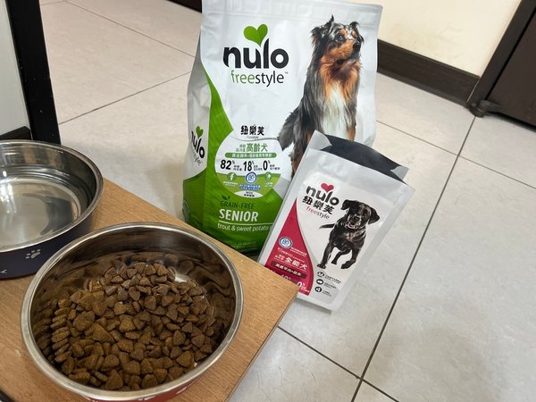 [寵物] NULO美國紐樂芙評價 無穀低敏飼料開箱分享 寵物