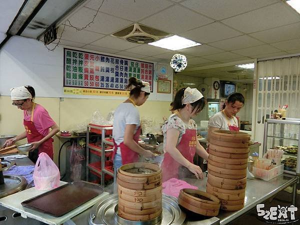 食記周家烏醋麵3.jpg