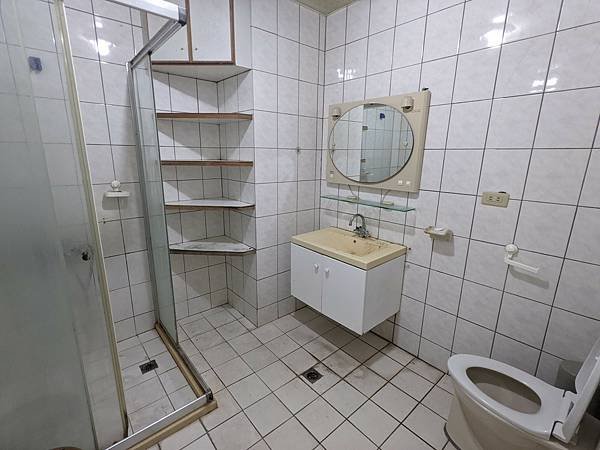 LINE_ALBUM_20221117_221117_33