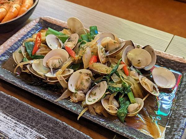 LINE_ALBUM_2023419_230419_1