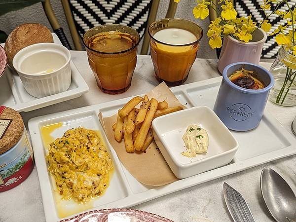 【台中美食】西蒙奶奶法國家鄉廚房。一秒飛法國 裝潢跟食材全部