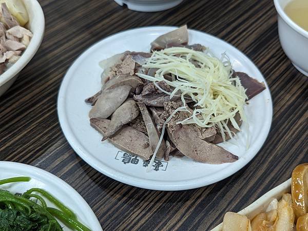 【中壢美食】豪爽鴨鴨專賣店。鴨肉的天堂 吃鴨的最佳選擇！每個