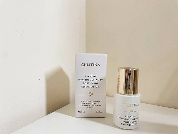 好物推薦|克麗緹娜CHLITINA::臉部保養推薦！月見草禦