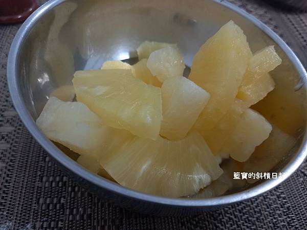 鳳梨浮水印