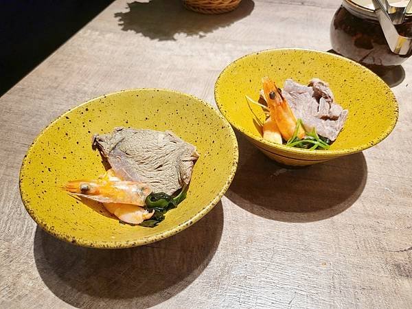 LINE_ALBUM_上山走走_230628_53