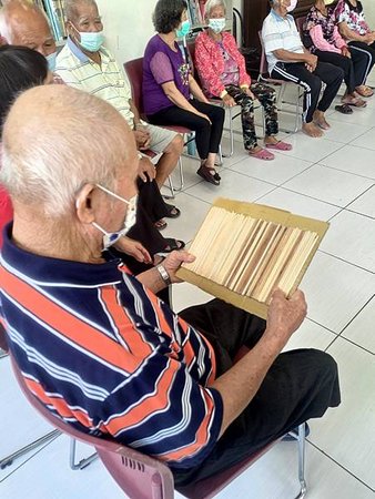 芥菜種會銀領教師活動-團康活動、醒腦節奏