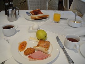 20100604AM0846公寓早餐.JPG