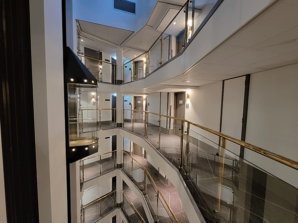 【荷蘭海牙住宿】海牙福爾堡 IHG 假日酒店 Holiday