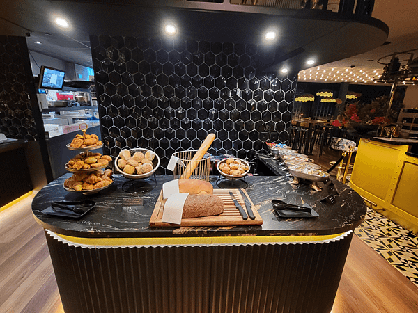【荷蘭海牙住宿】海牙福爾堡 IHG 假日酒店 Holiday