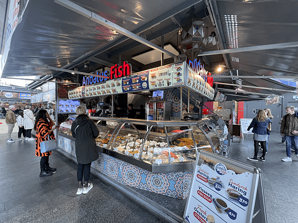 【荷蘭鹿特丹景點】市場大廳 Market Hall、方塊屋 