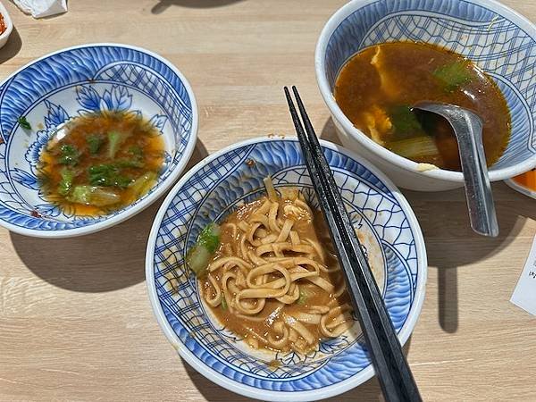 人和食物氣質就不同~~東引小吃女婿店和南西東引快刀手