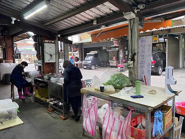 ⟪美食⟫苗栗銅鑼美食｜銅鑼樸實風味、價格實惠＿韓鄉村牛肉麵