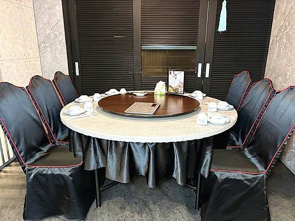 2025台南質感餐廳推薦/台南安平美食｜【LA時尚川菜/墨川